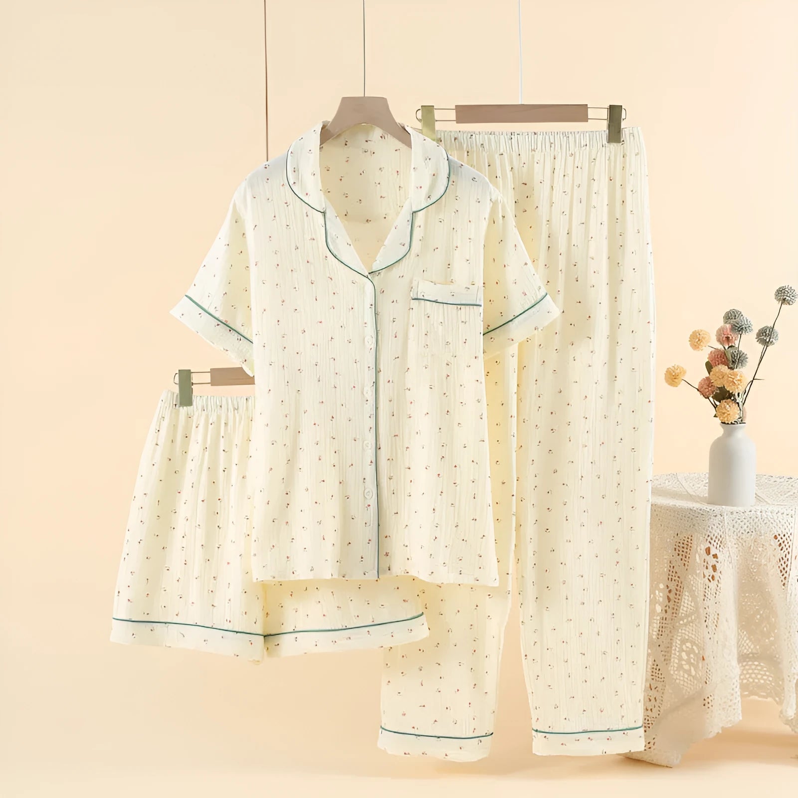 Women's garden gold cotton gauze pyjama set with lapel collar and three-quarter sleeves