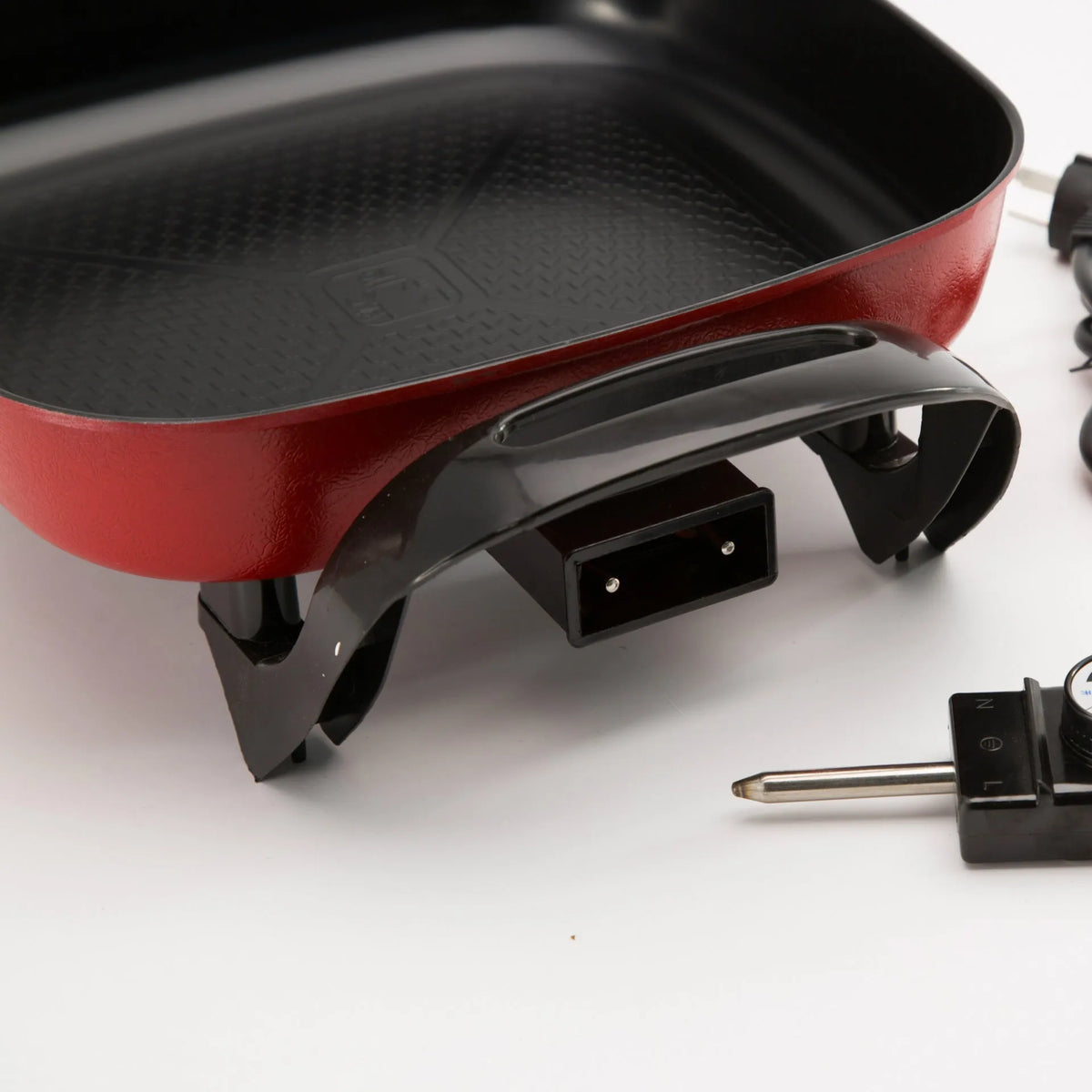 Multifunctional electric hot pot square shape black-red colour 6L capacity 1300W with anti-dry protection UK plug