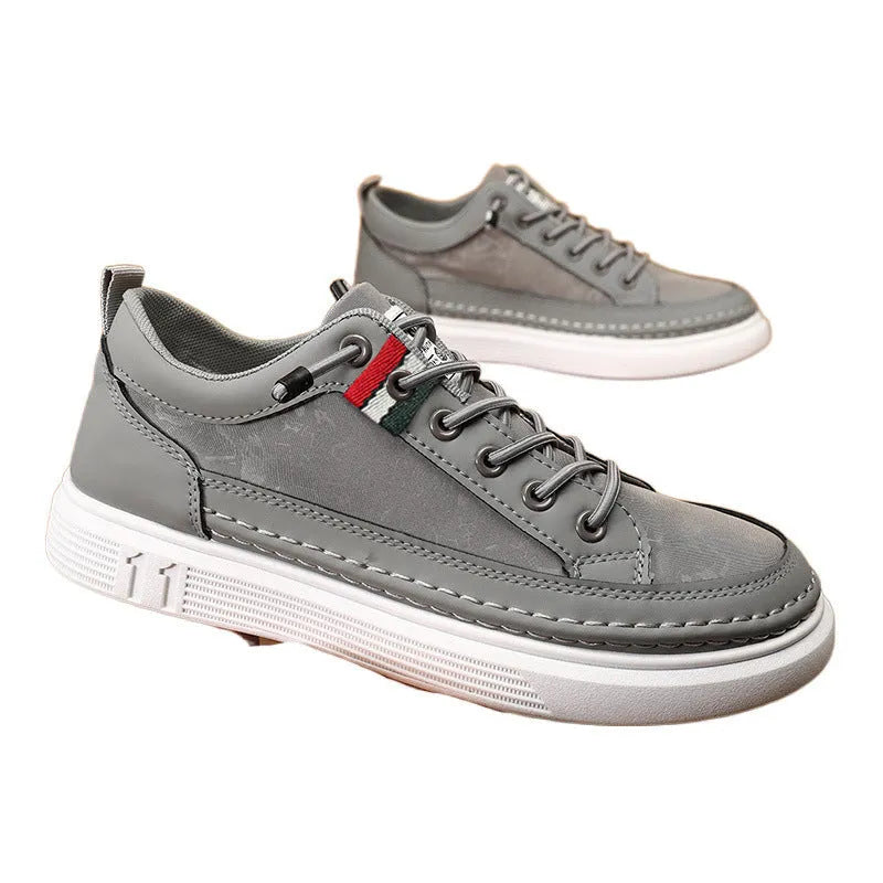 Men's black high-top canvas sneakers with a round toe and PU upper on a white background
