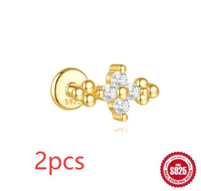 Geometric moon and star earrings in S925 sterling silver with embedded diamonds and a gold colour finish.