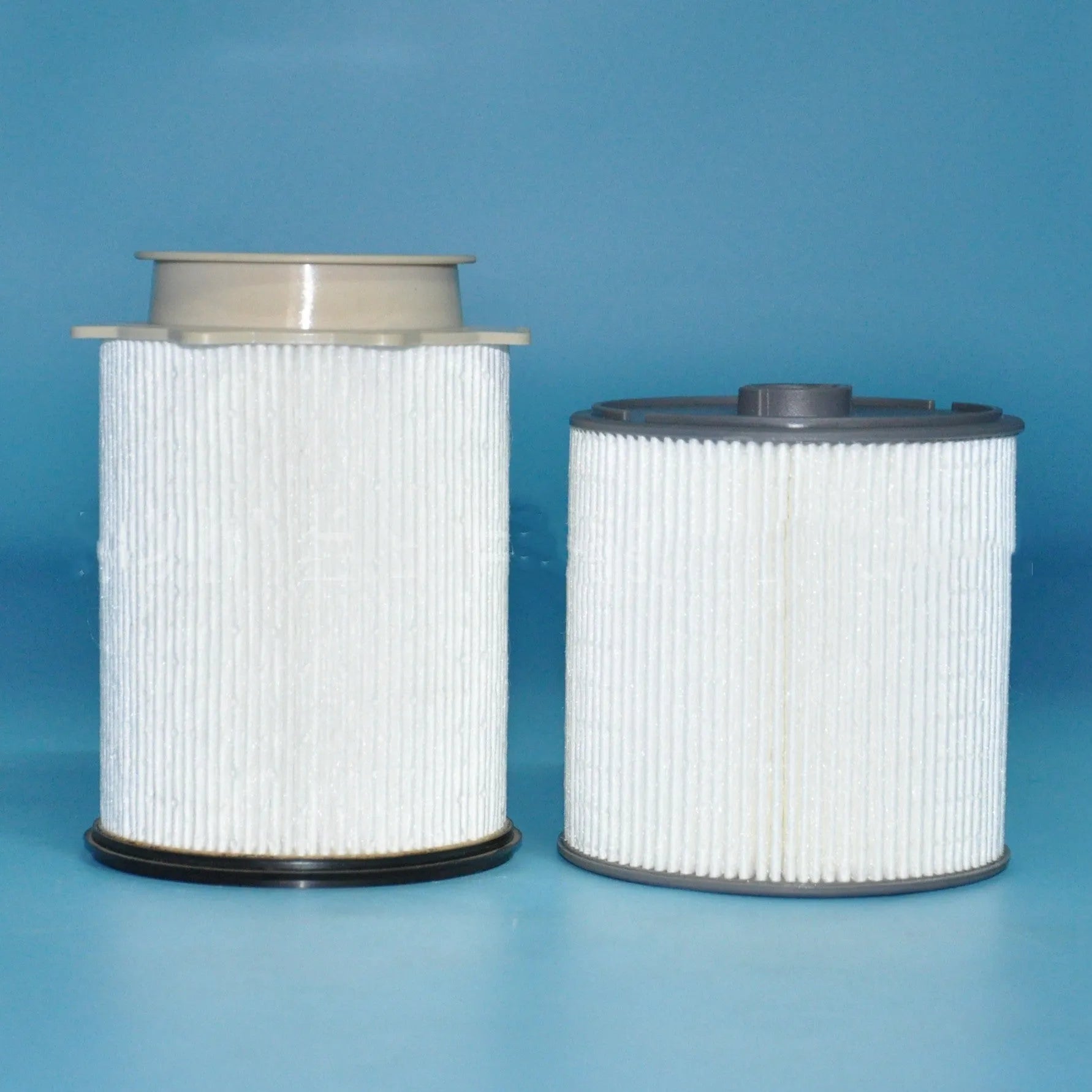 White diesel fuel filter and oil-water separator kit for RAM 1500 to 5500 series trucks