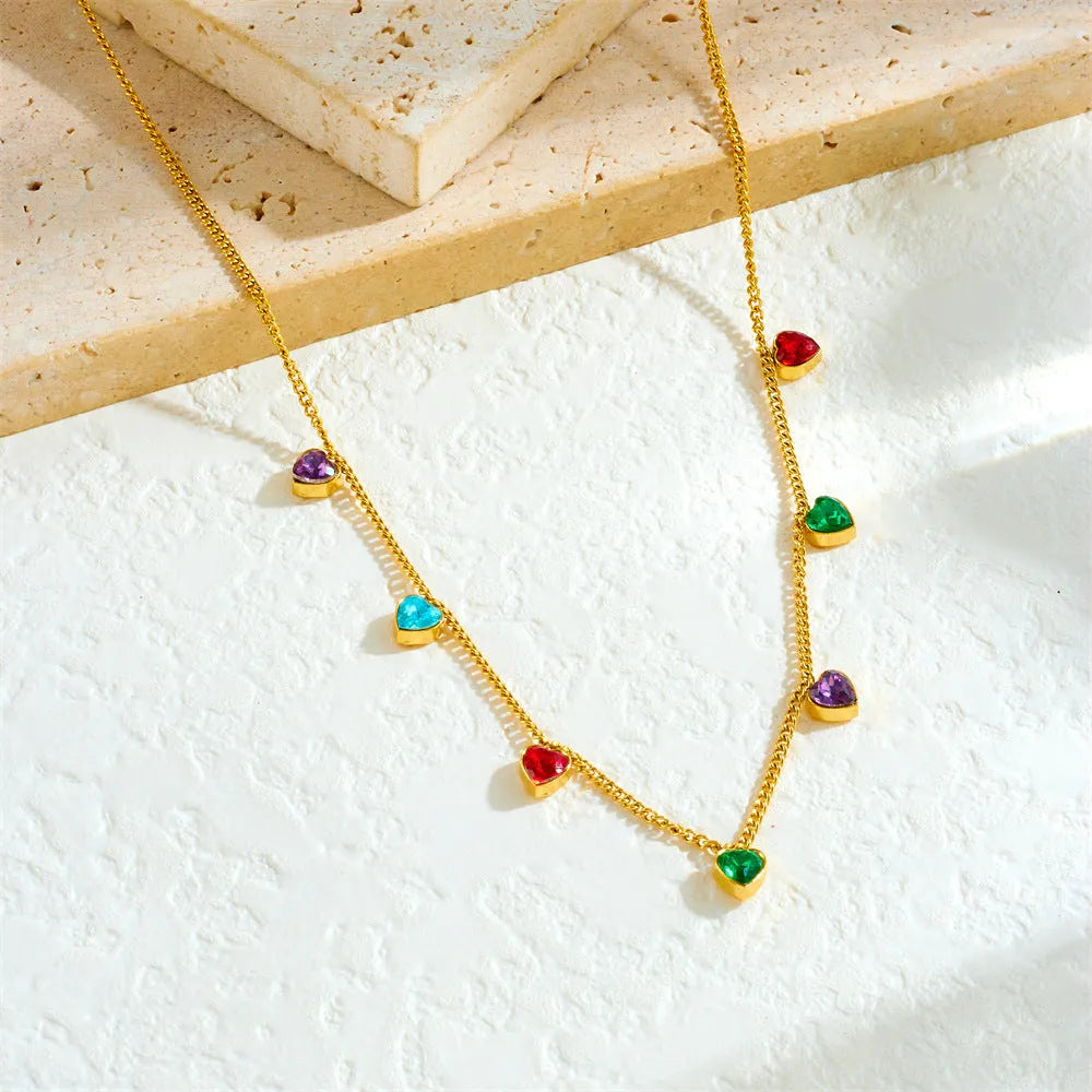 Gold-plated stainless steel necklace with heart pendant on adjustable 41-50cm chain