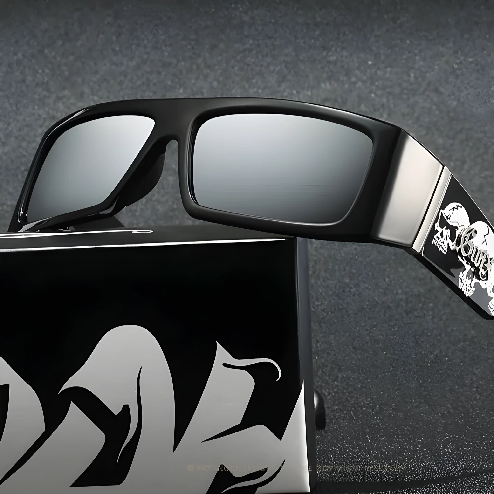 Motorcycle polarized sunglasses with PC frame, UV380 protection, G850 size, eight colour options