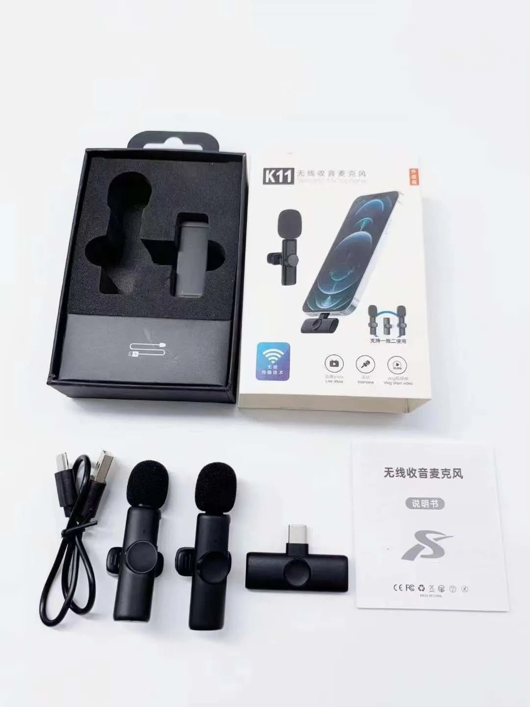 Wireless collar clip microphone for outdoor video recording with multiple interface options