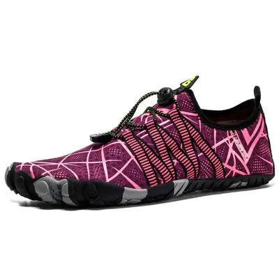Non-slip wading shoes Lycra elastic fabric upper low-top slip-on in black for outdoor river and beach use