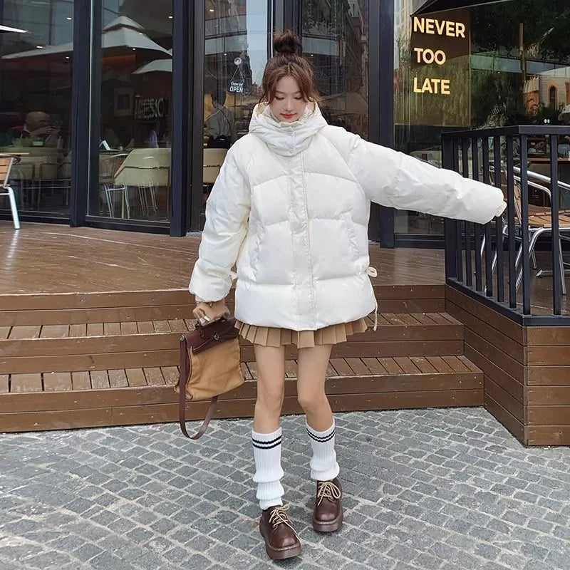 Women's loose insulated jacket with princess sleeves in milky white colour