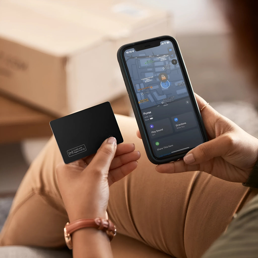 Black ultra-thin anti-loss tracking card for Apple devices with wireless charging