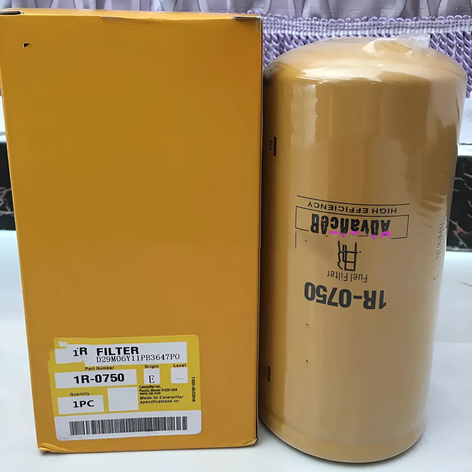 1R-0750 fuel filter element with filter paper construction for oil impurity removal