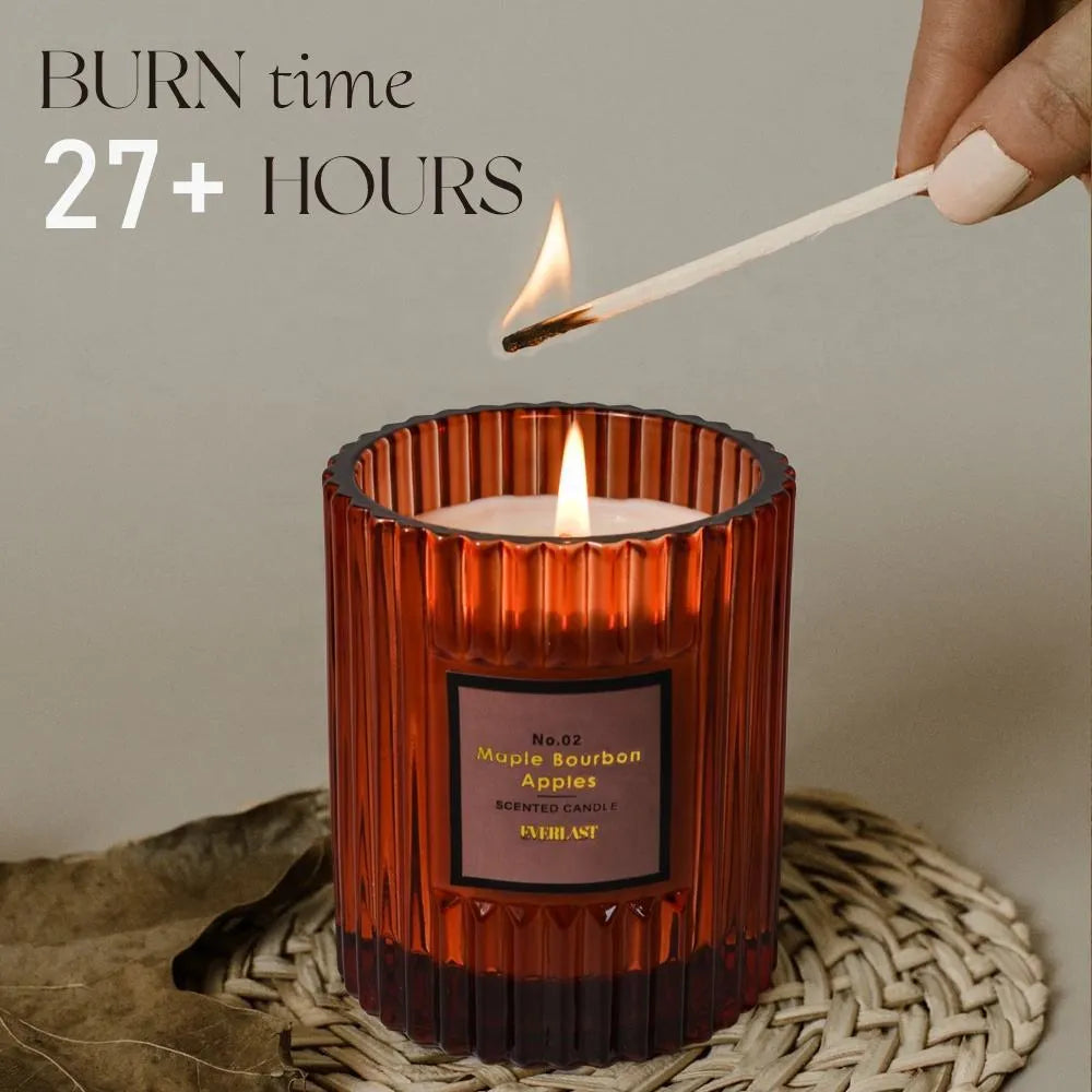 Soy wax aromatherapy candle in cylindrical shape for home decoration available in amber green and red