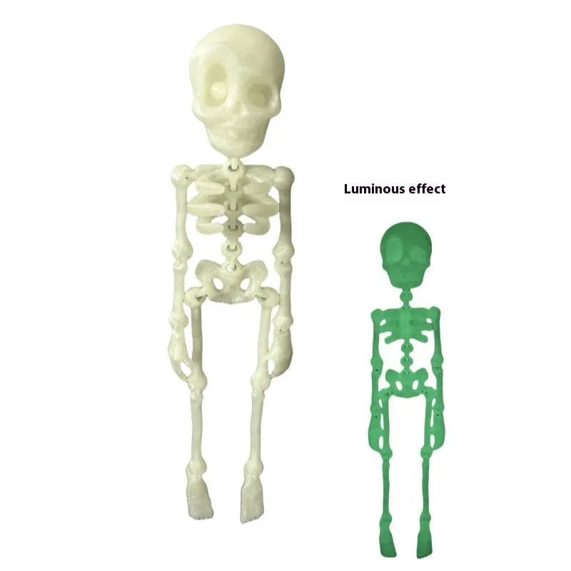3D printed skull refrigerator magnet showing dimensional details and 18cm height proportions