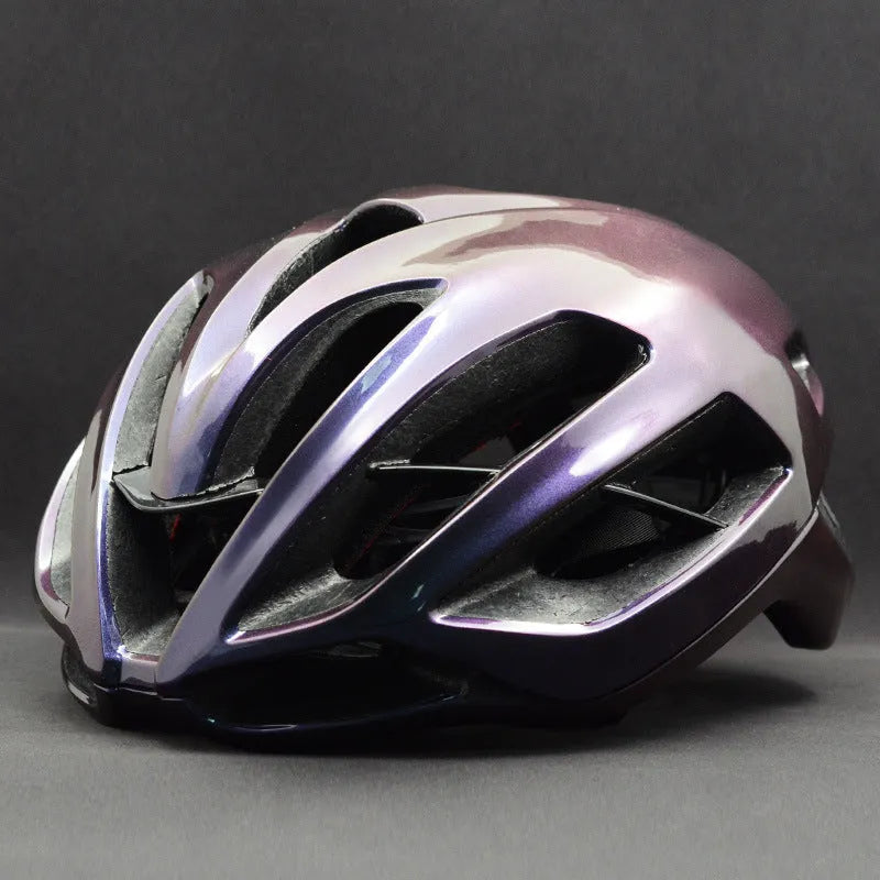 Split cycling helmet in white, blue, green, red or black, sizes L and M, EPS, for adult male mountain and road bike riders