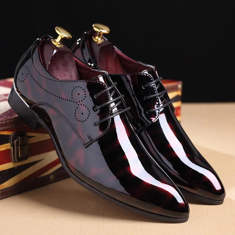 Men's high-top leather shoes in blue, dark grey, or red with microfiber leather upper and rubber sole