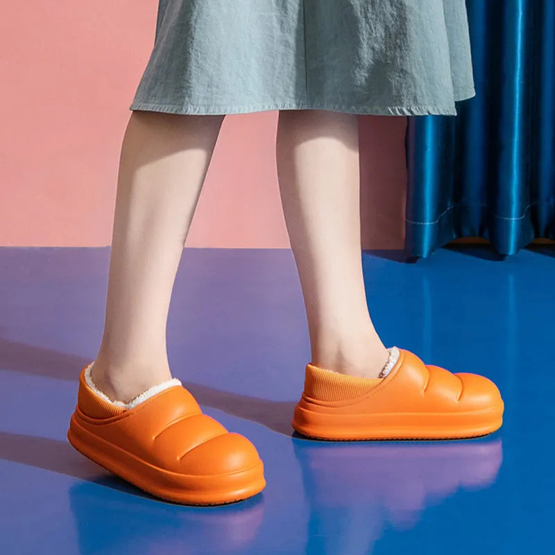 Waterproof EVA garden slippers in various colours with non-slip sole and plush lining