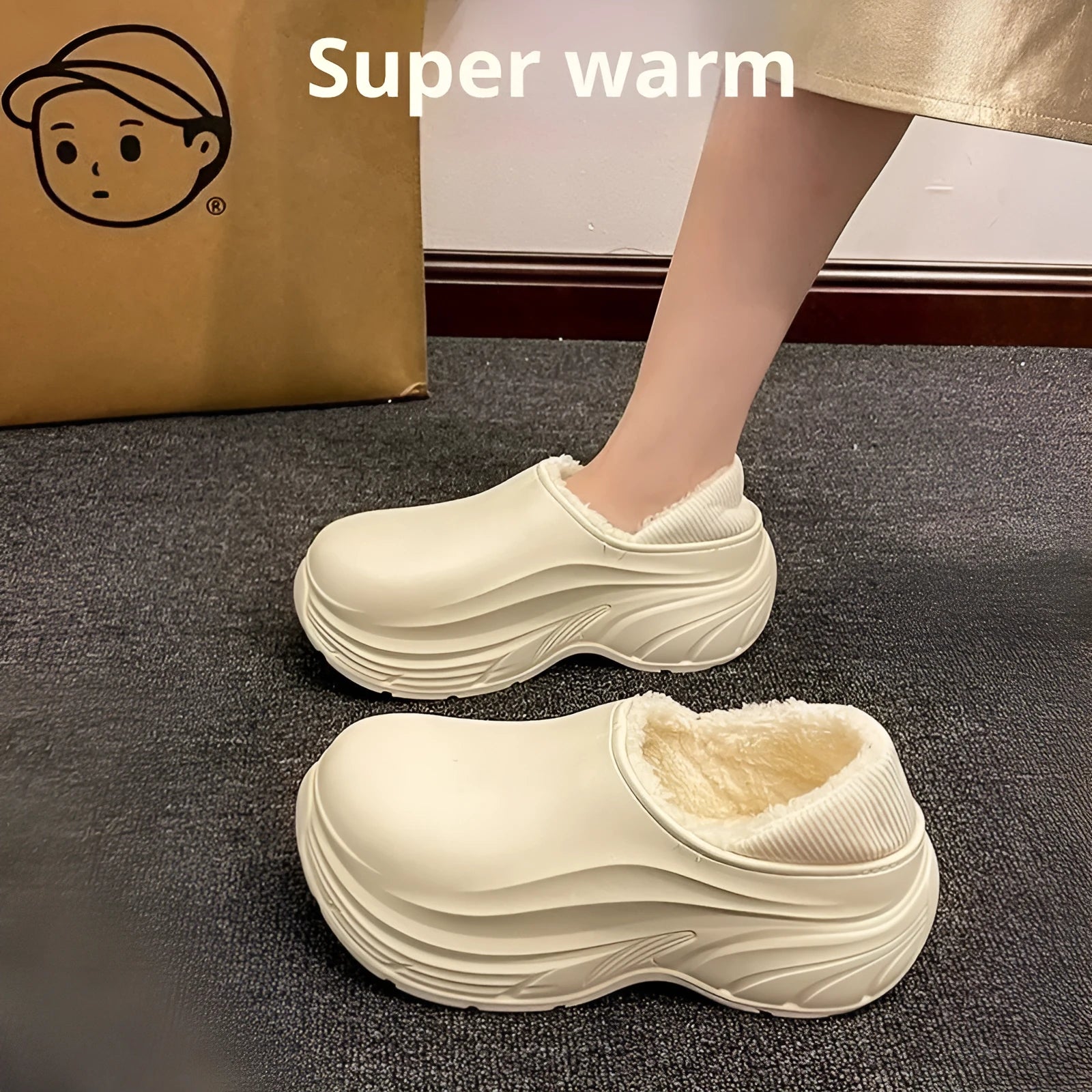 Women's snow boots with heel wrap platform, fleece lining, EVA sole, black colour