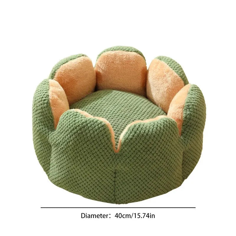 Green cactus petal shaped pet kennel mat with soft plush interior for cats and dogs