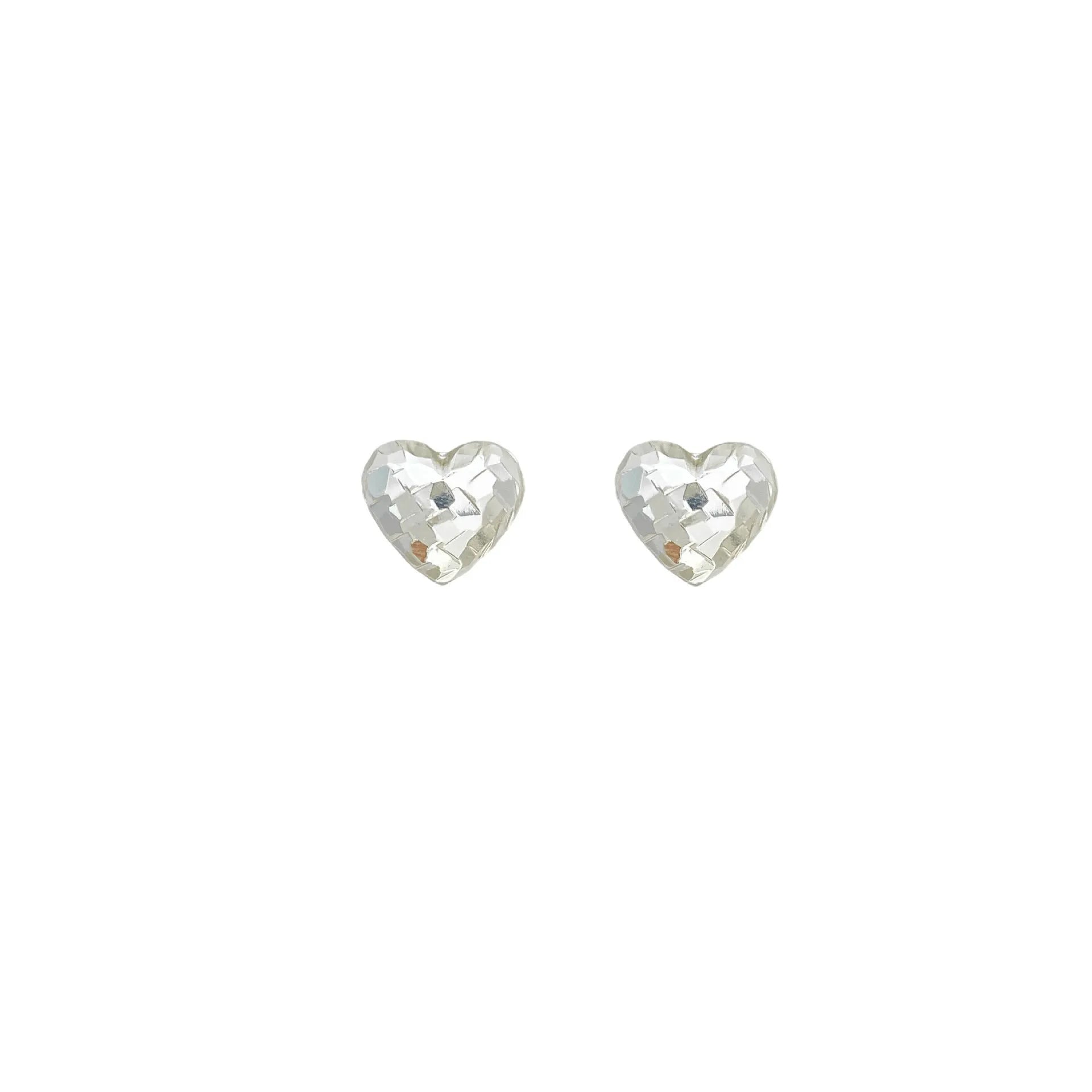 Gold copper heart shaped ear clips without ear holes on non-pierced earlobe, simple style