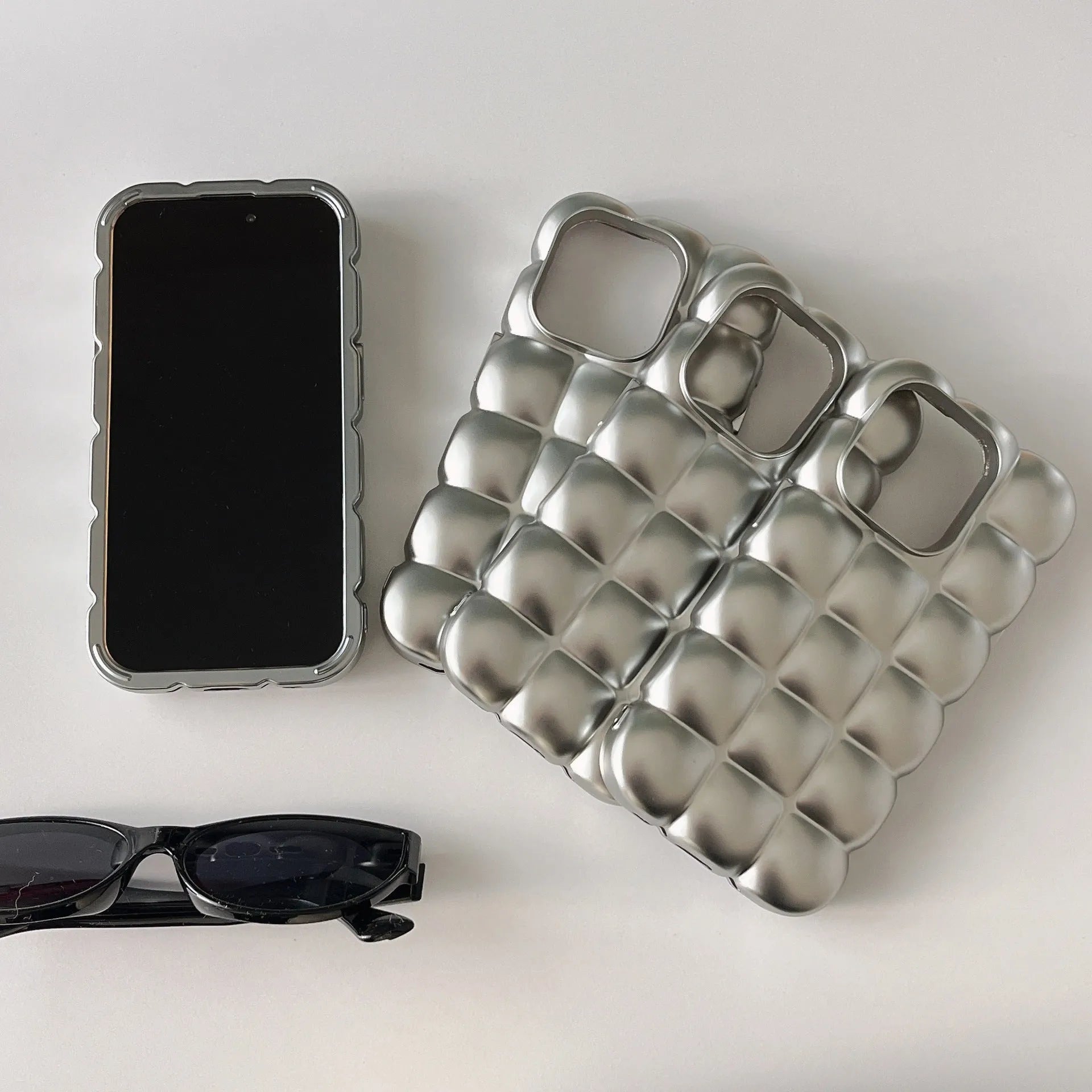 Matte silver electroplated TPU phone case with egg waffle texture for iPhone