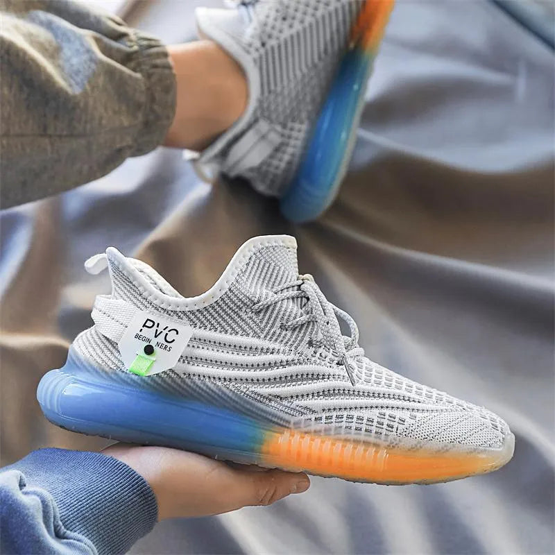New Flying men's casual running shoes with breathable woven mesh upper and low-top round toe design, available in multiple colours