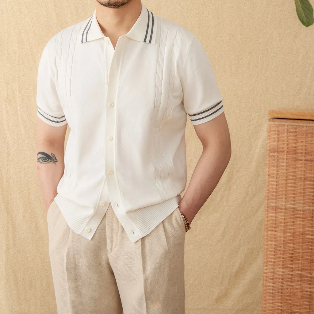 Cotton leisure polo shirt with lapel collar and short sleeves in apricot colour.