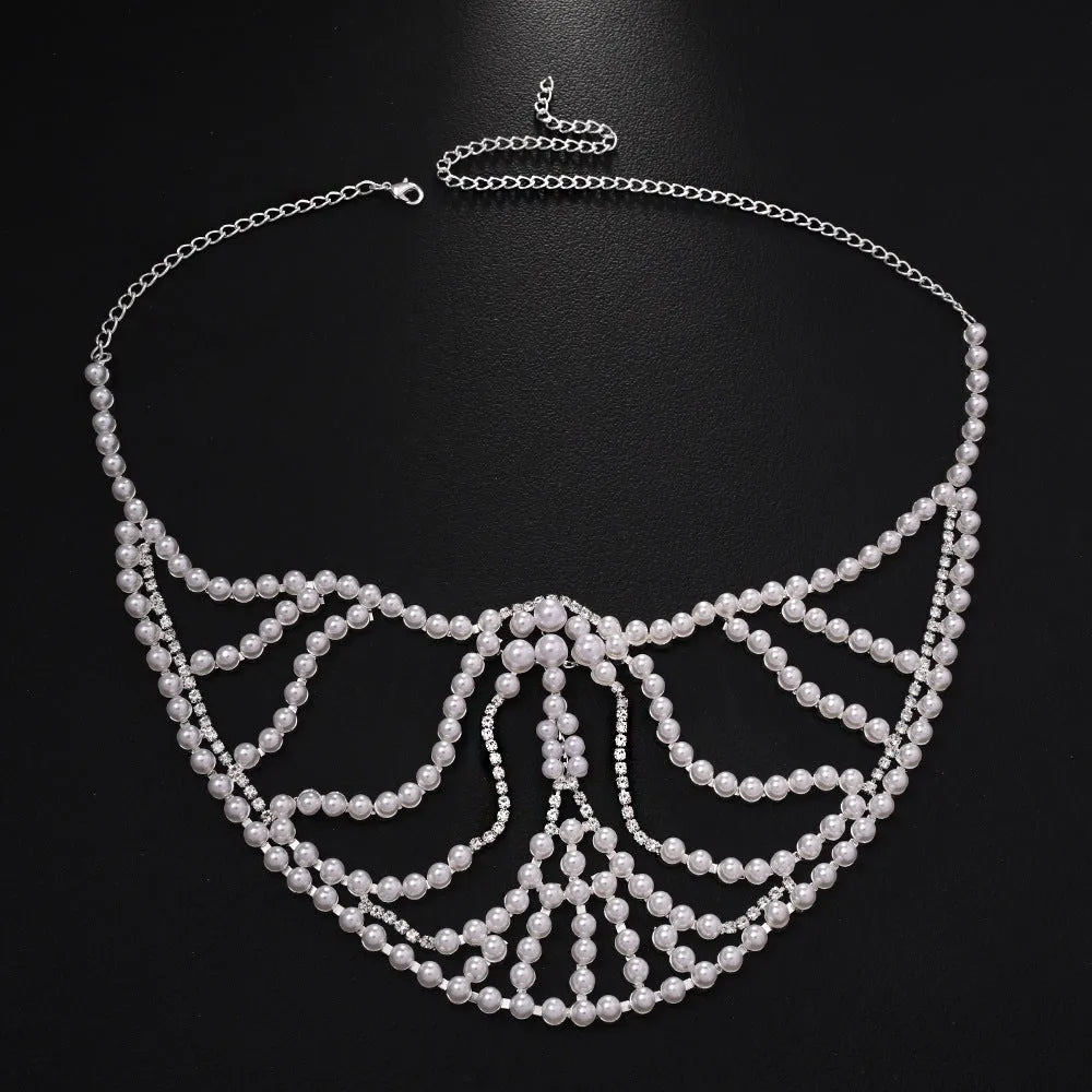 Geometric women's party mask with rhinestone decoration in silver or gold alloy