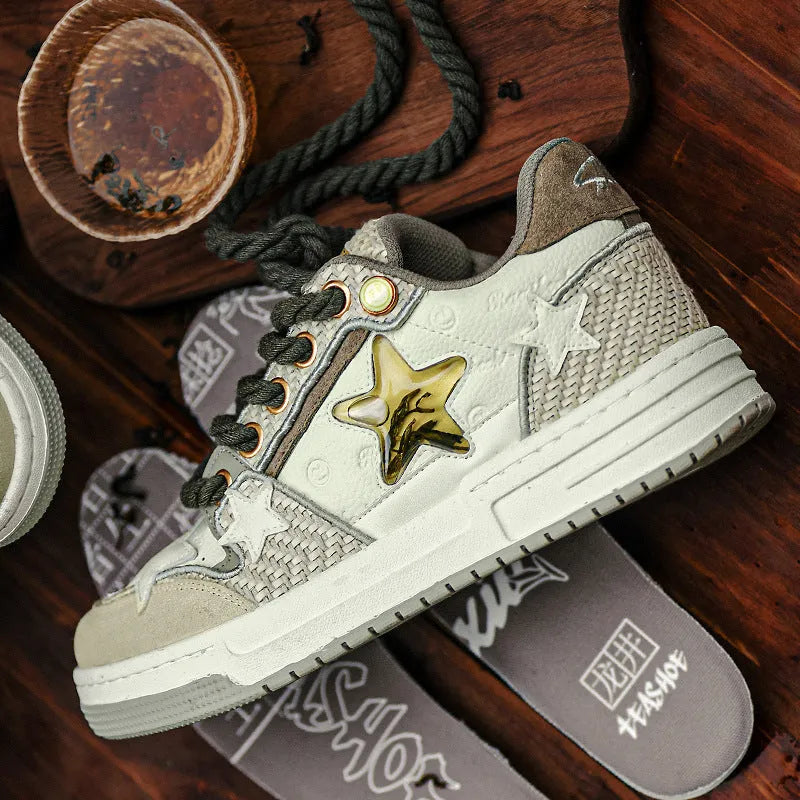 Cowhide leather platform running shoes in West Lake dragon well tea colour with round toe and lace-up closure