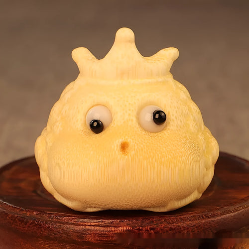 Solid bamboo hand-carved Crown Princess Toad figurine ornament in cute style