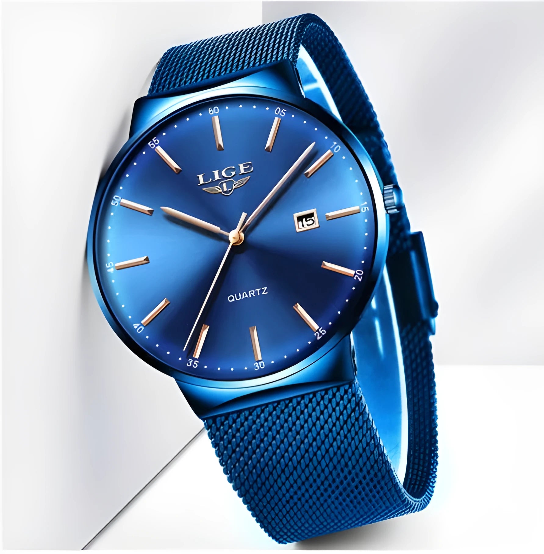 Men's stainless steel watch with 40mm dial in black, blue and black blue colour options