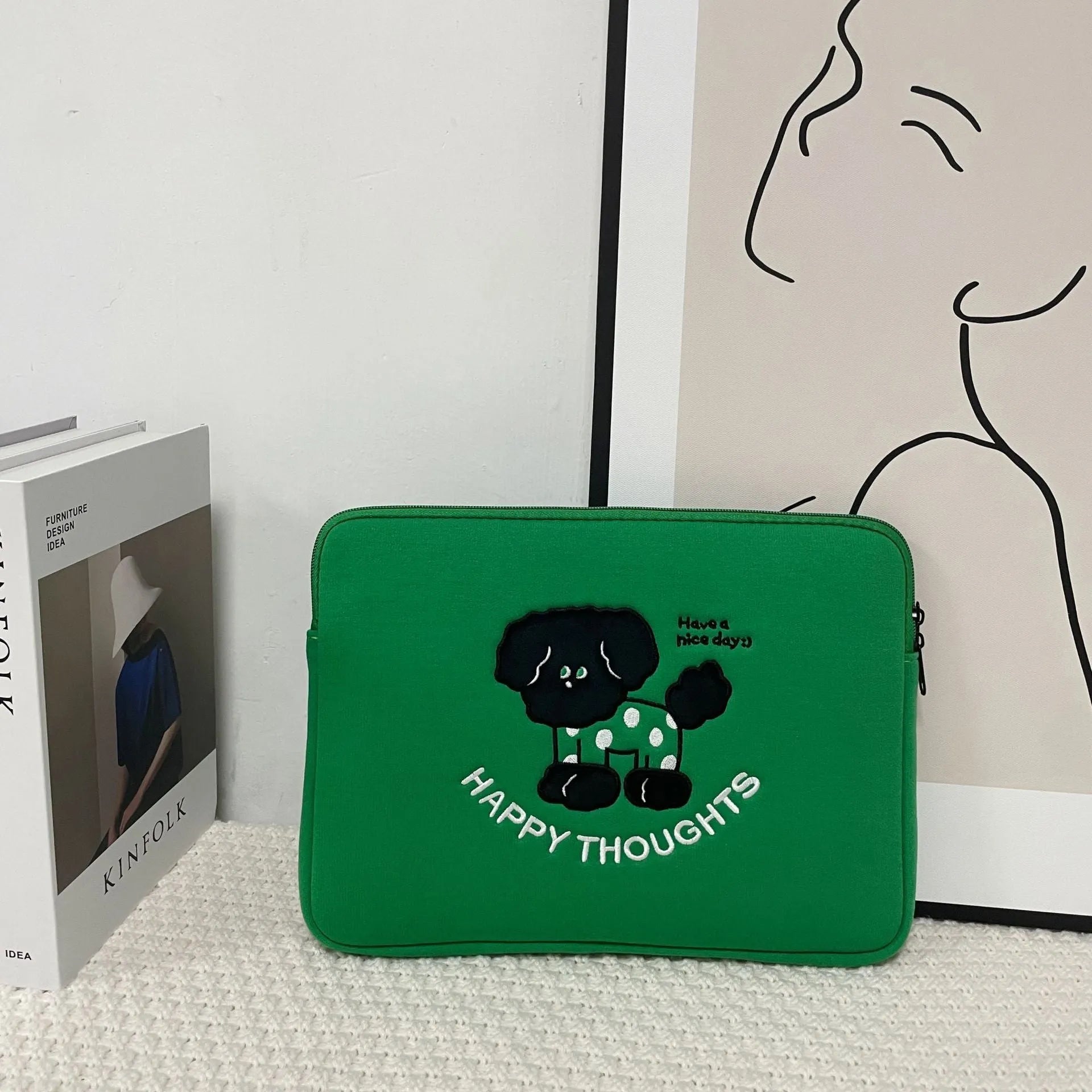 Embroidered laptop sleeve with animal pattern for 13.3 to 15.6 inch laptops