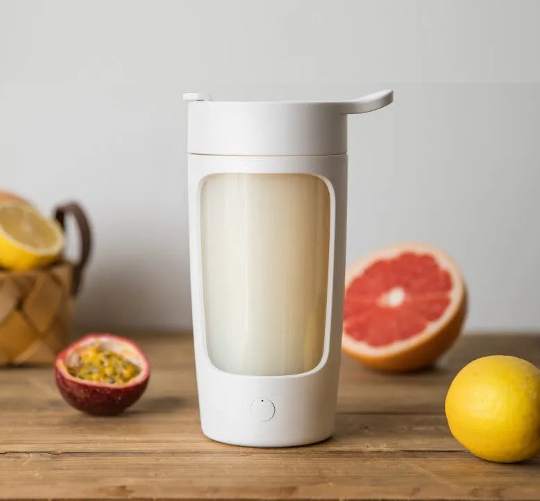 Portable juice blender automatic mixing cup in choice of colours with 650ml capacity
