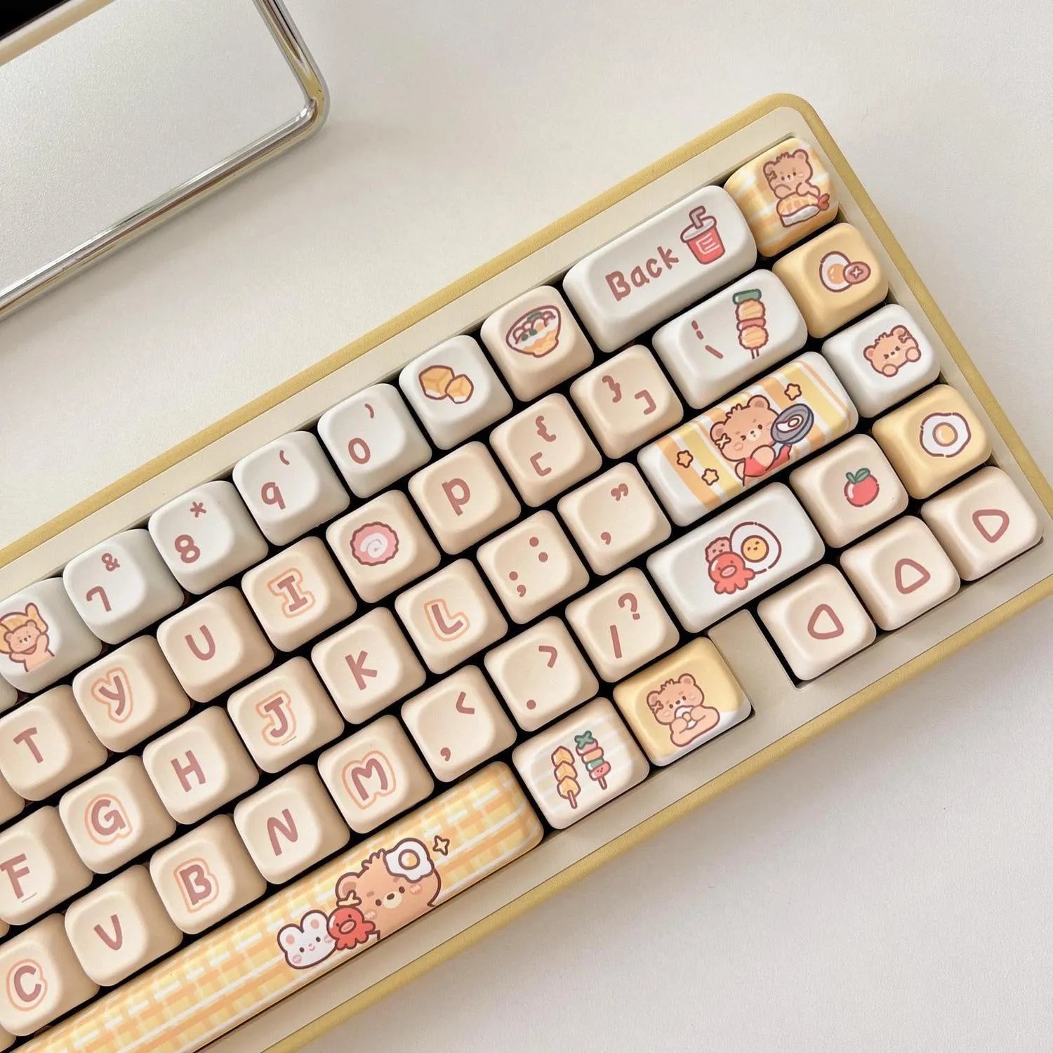140 EOA height PBT keycaps with thermal sublimation rabbit and bear restaurant artwork