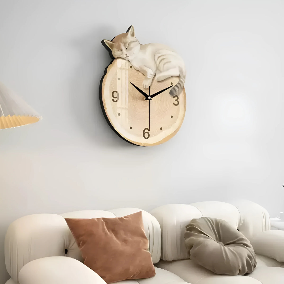 Cream style noiseless wall clock with frameless poplar frame, Cat Dog Lion designs, three sizes