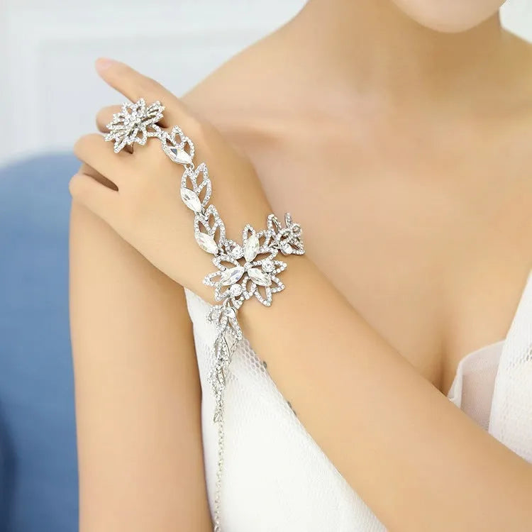 Women's gold-plated arm chain with rhinestone and synthetic cubic zirconia inlay, 1style, single piece