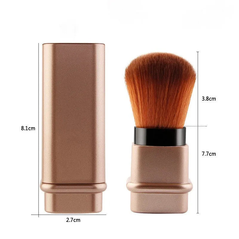 Portable single makeup brush with man-made fibre bristles and plastic handle in gold or silver, 8.1cm size, 40g weight