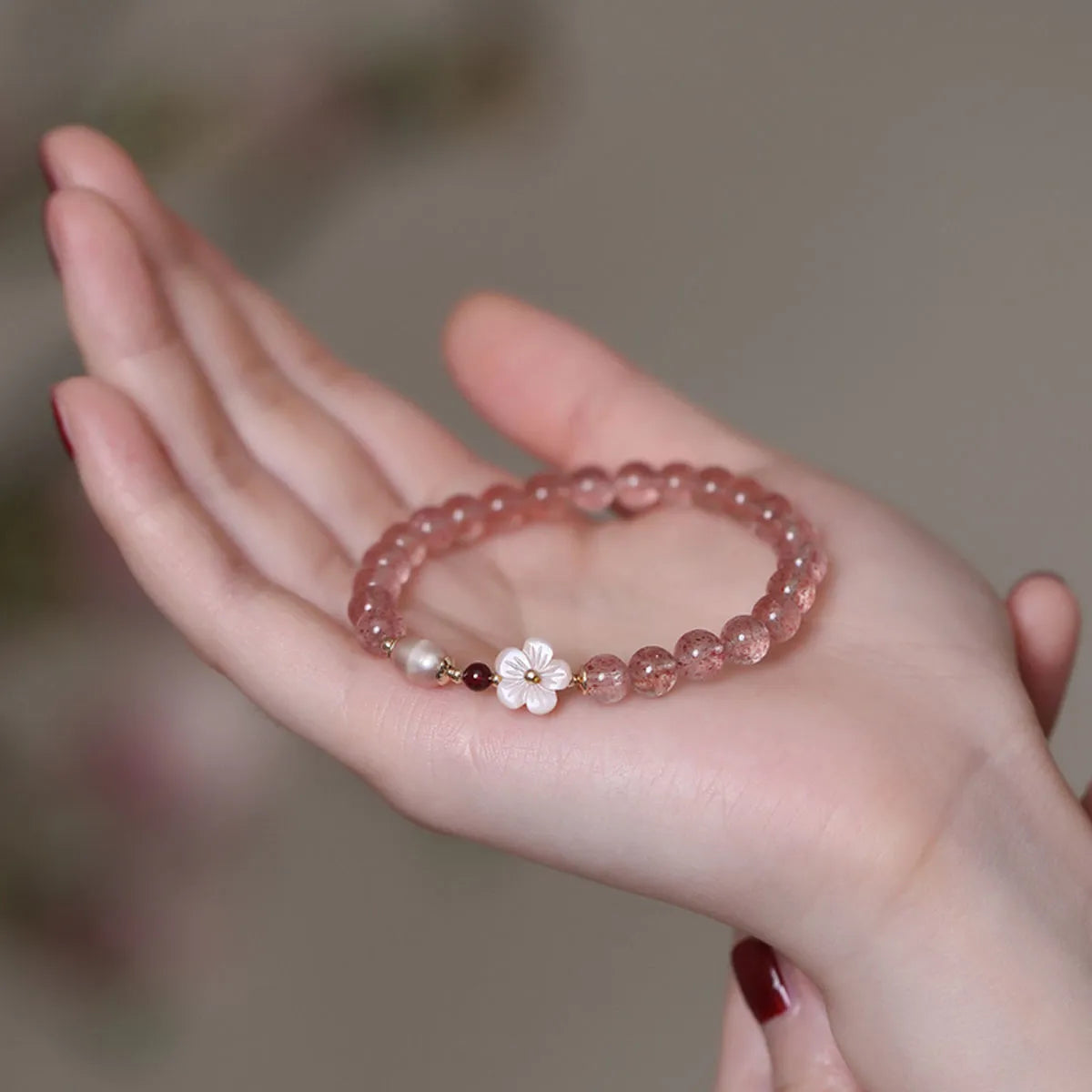 Strawberry quartz peach blossom bracelet with flower design crystal beads for women