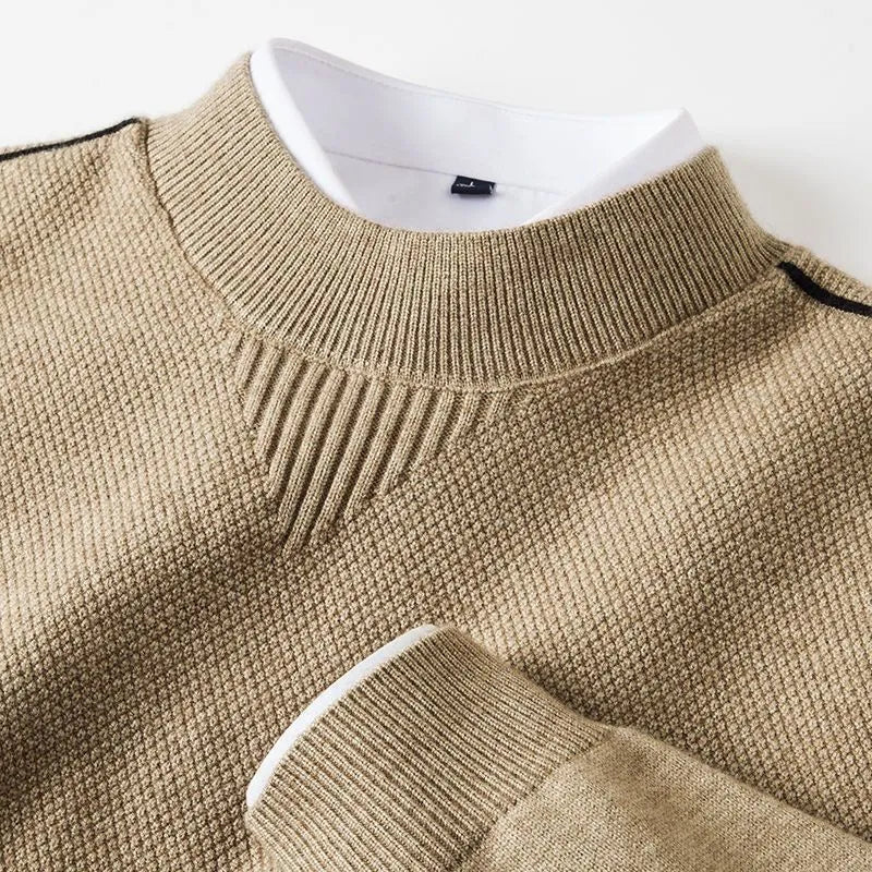 Men's wavy patterned pullover sweater in light green with stand collar and cotton lining