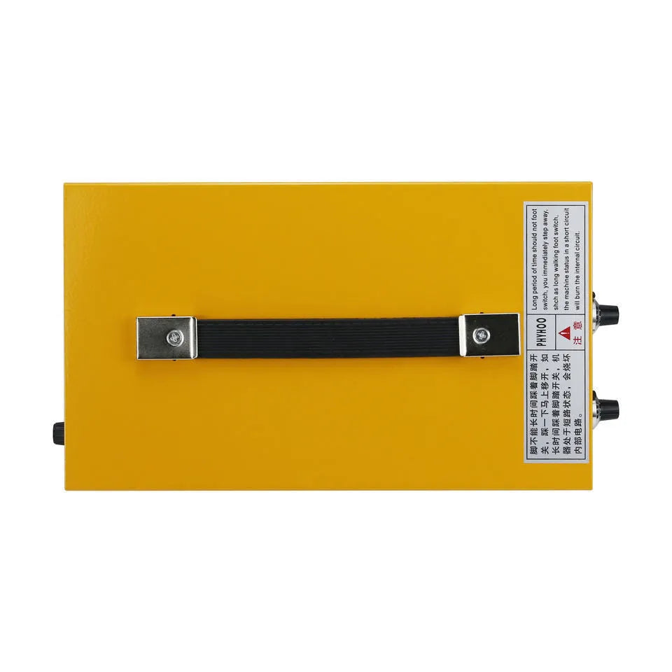 Jewellery spot welding machine for gold and silver with electric AC pulse operation and 220V EU or 110V US plug.