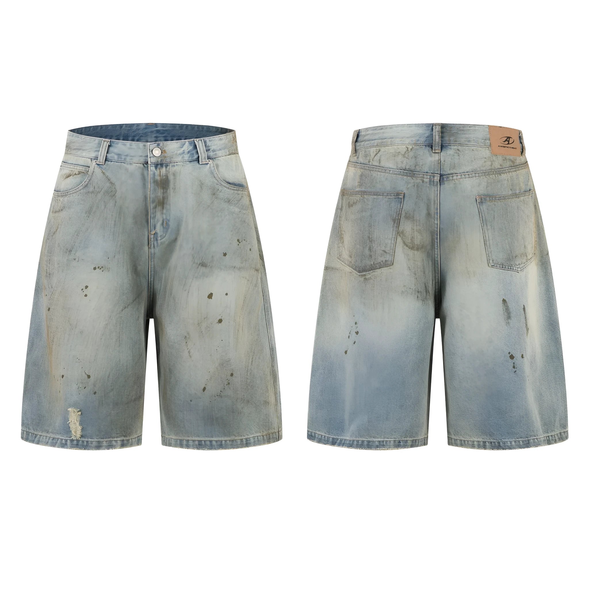 Blue cropped denim middle pants with straight leg and zipper fly closure