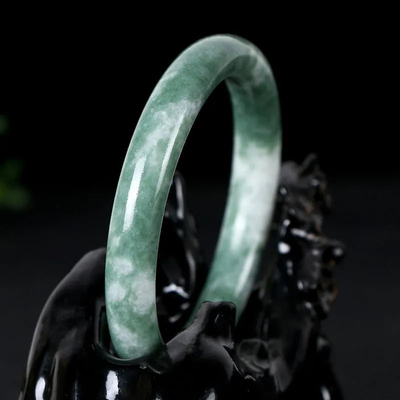 Handmade green Guizhou Cui jade bracelet, polished Chinese-style bangle, ring sizes 55-62mm