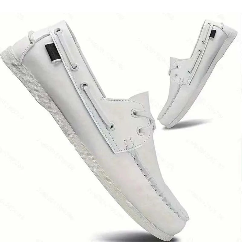 Men's British-style casual shoes with round toe and flat heel design in solid colour options