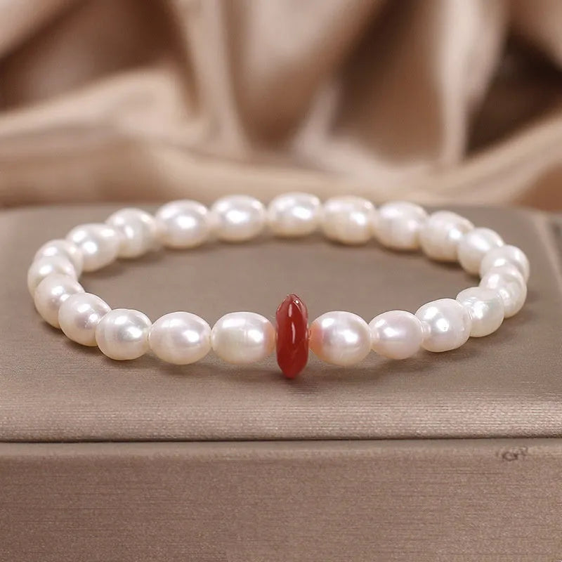 White southern red agate and imitation pearl beaded bracelet for women in original design