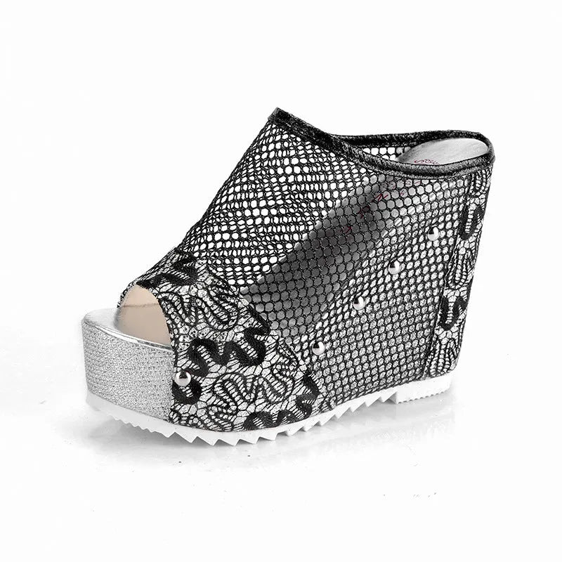 Korean platform flip-flops with hollowed-out heel and chunky waterproof sole in black, gold, and silver.