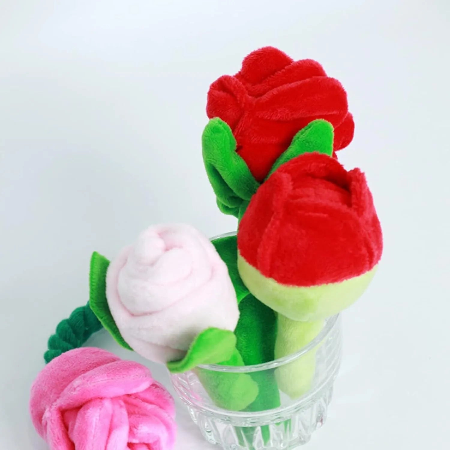 Plush rose flower dog chew toy with squeaker for small and large dogs