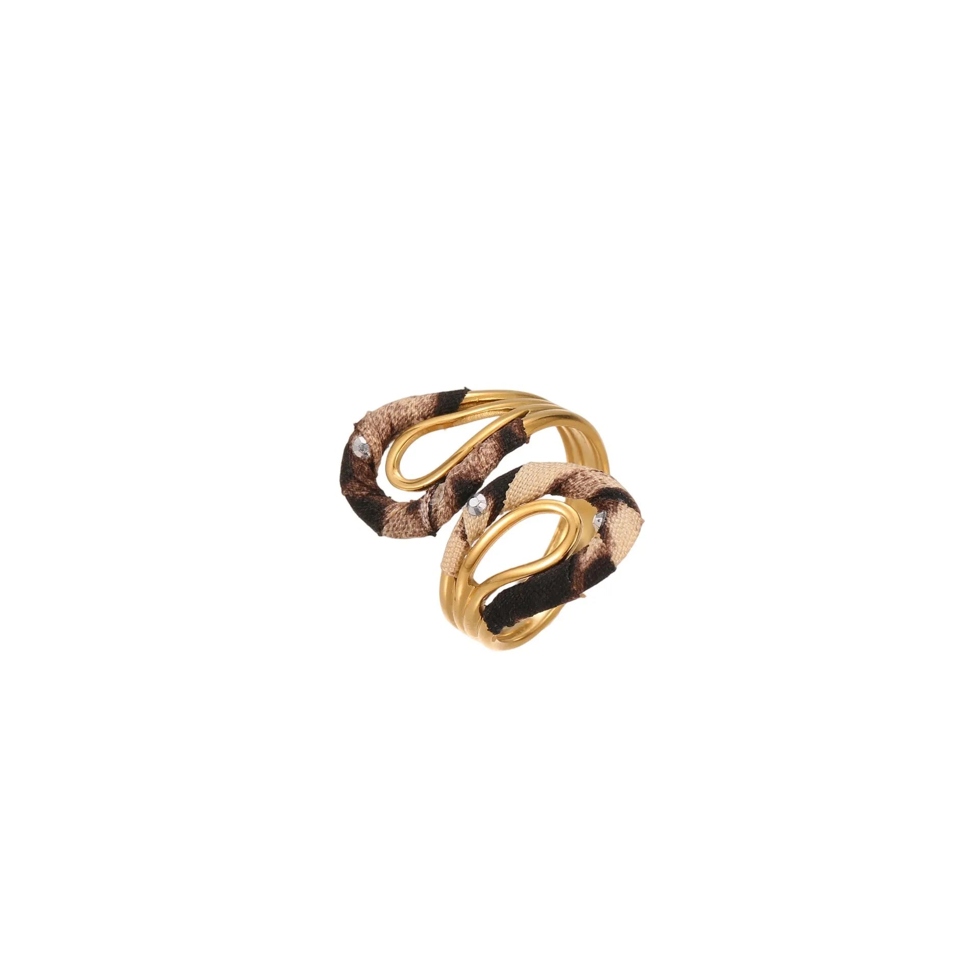 Geometric leopard print open mouth ring in stainless steel with electroplated finish