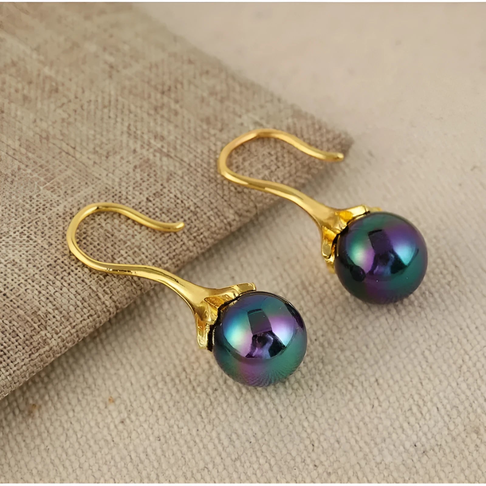 Gold electroplated retro fashion earrings for women with alloy construction