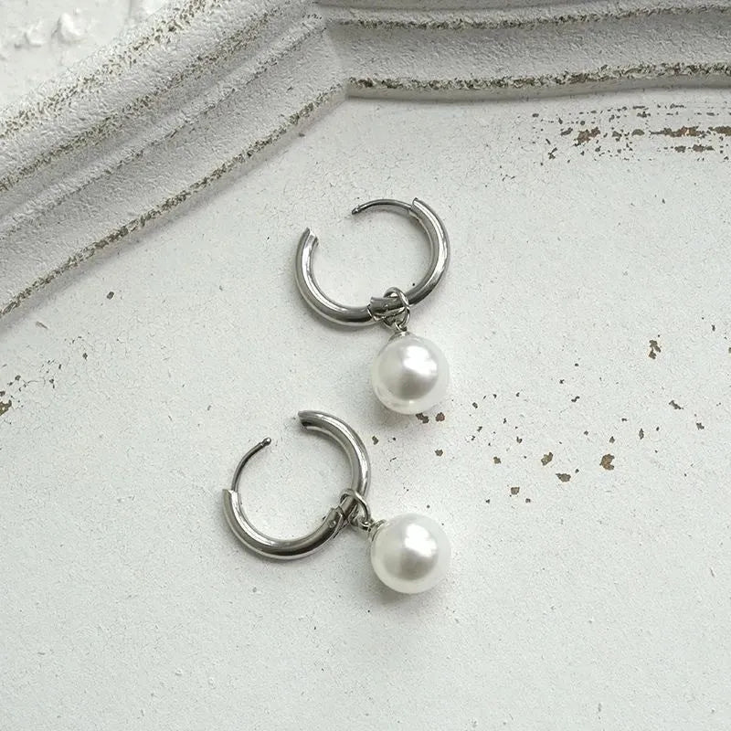 Pearl-colour geometric round alloy earrings with titanium steel posts for women