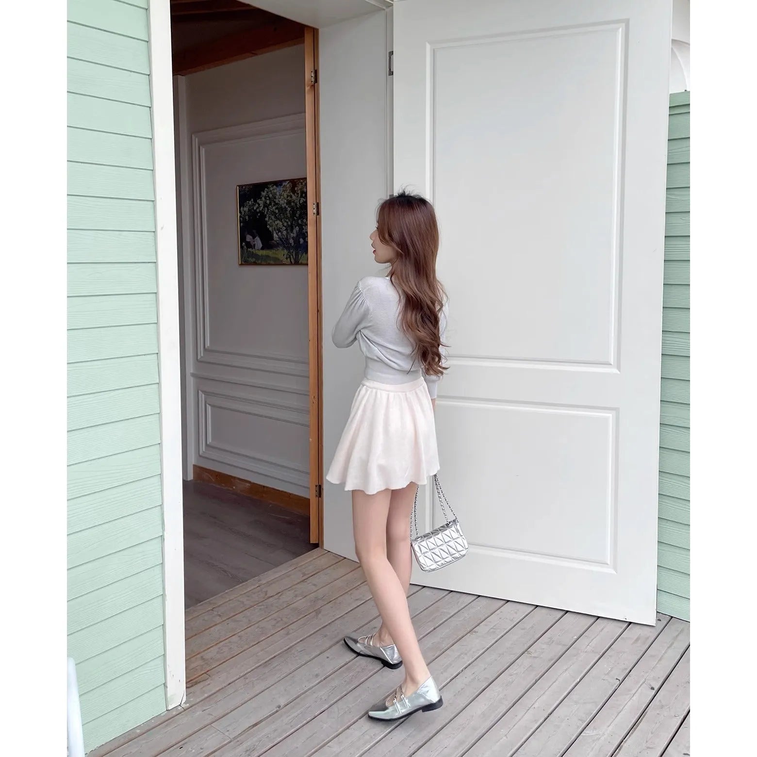 Women's genuine leather ballet flats with cross-buckle strap in silver colour