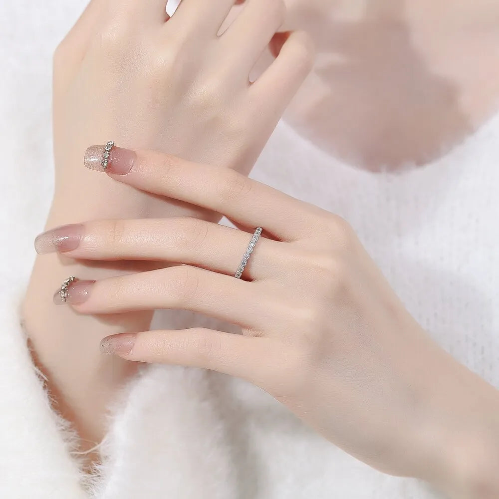Women's open mouth ring with diamond tail geometric design in white gold or yellow gold colour