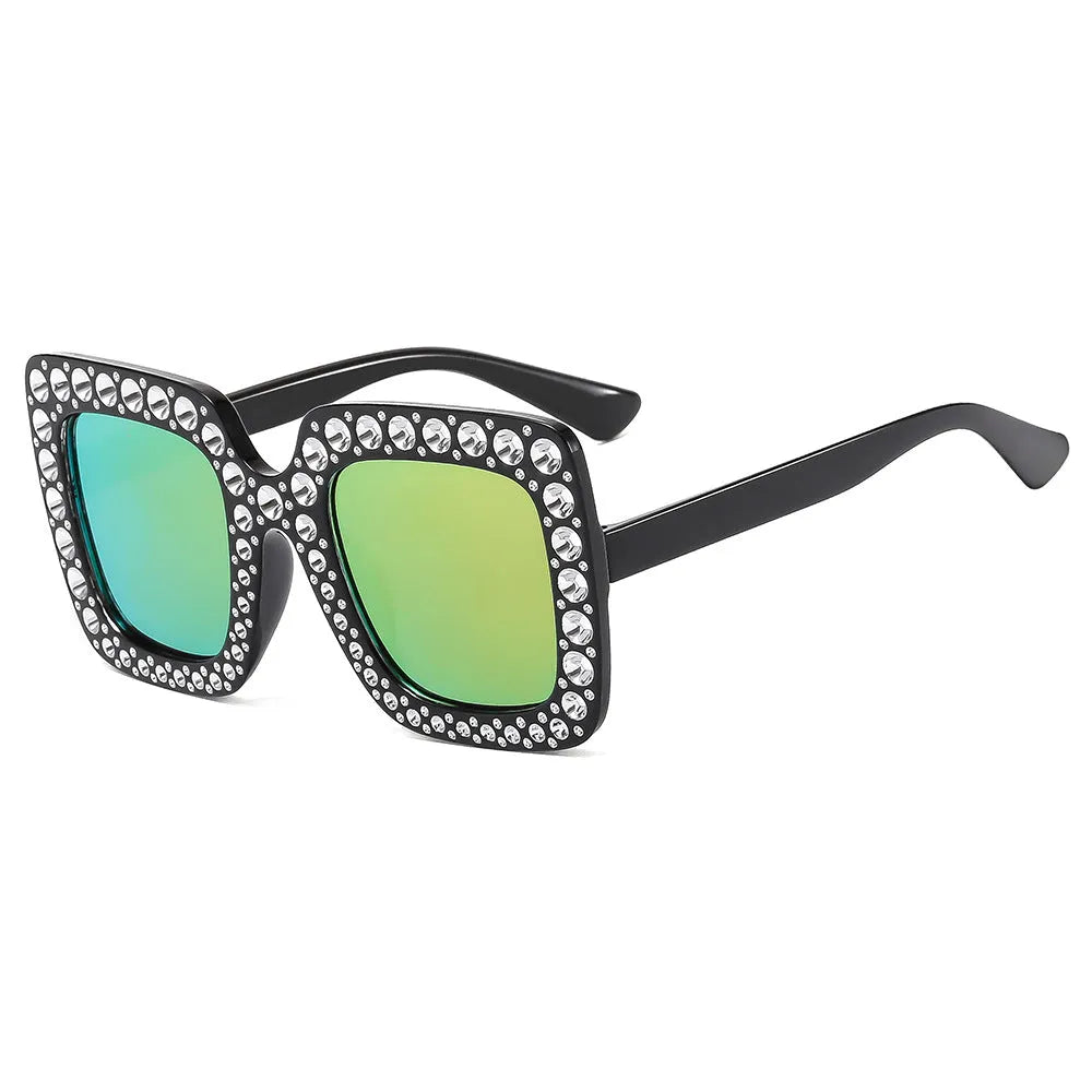 Plastic fashion sunglasses with personality styling in various colour combinations for sun protection