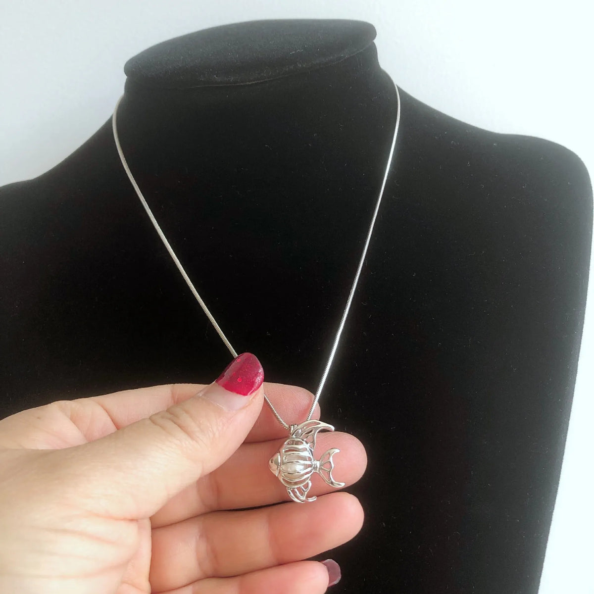 Adjustable hollow cage pendant silver colour copper base electroplated finish