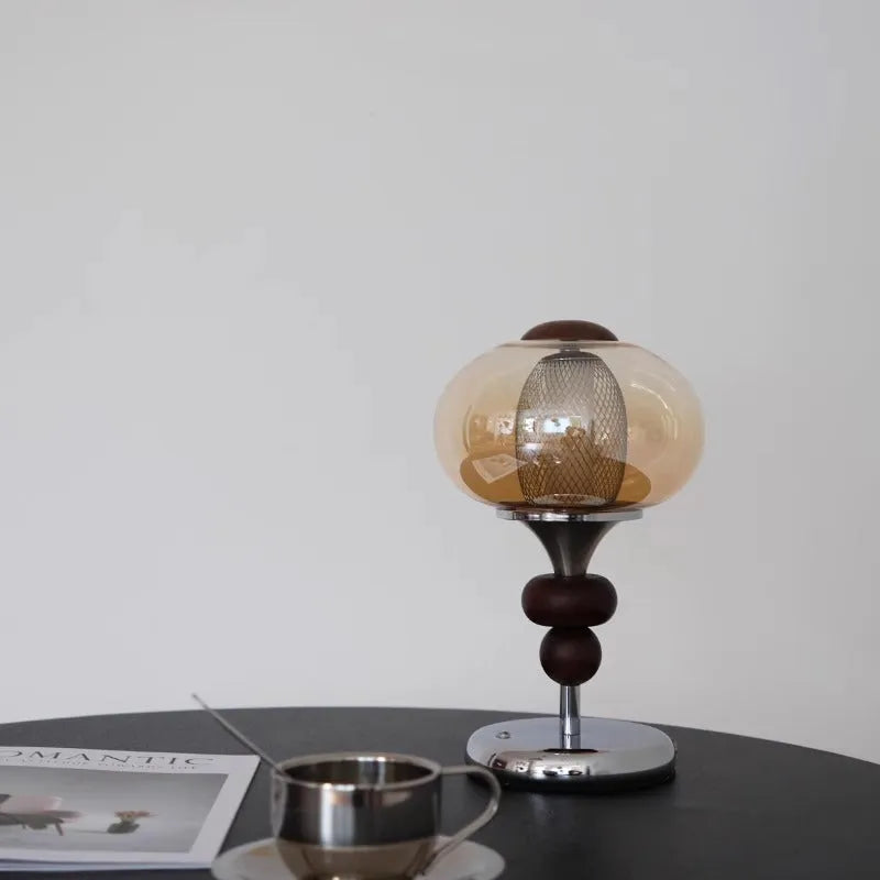 Solid wood retro palace table lamp with touch controls for dimming and colour-changing functions